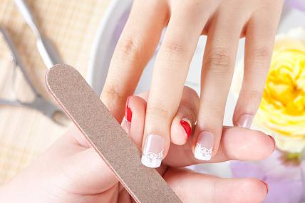 美甲师不会告诉你的化妆技巧,美甲设计师技巧