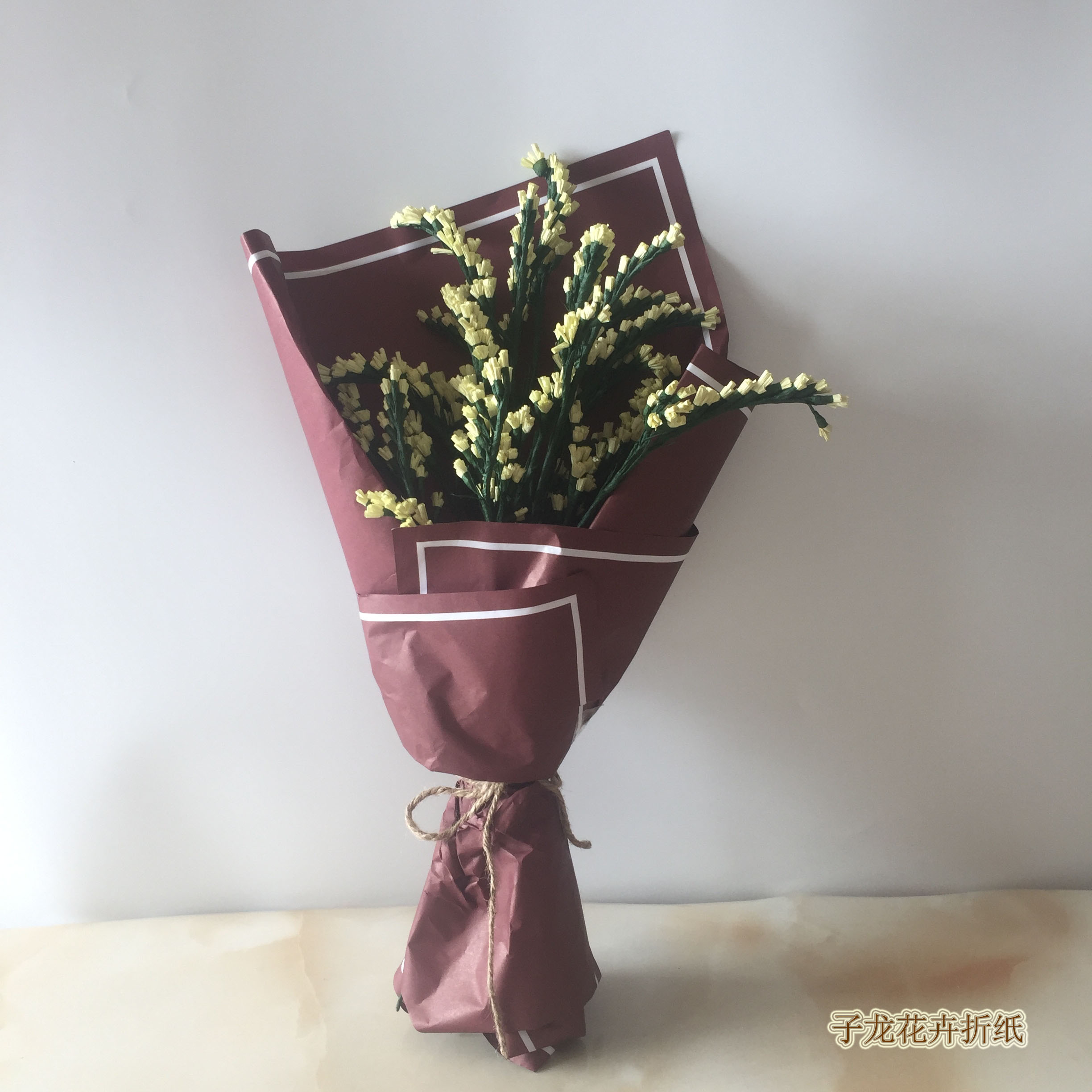 折纸花束教程简单,勿忘我皱纹纸花朵做法大全