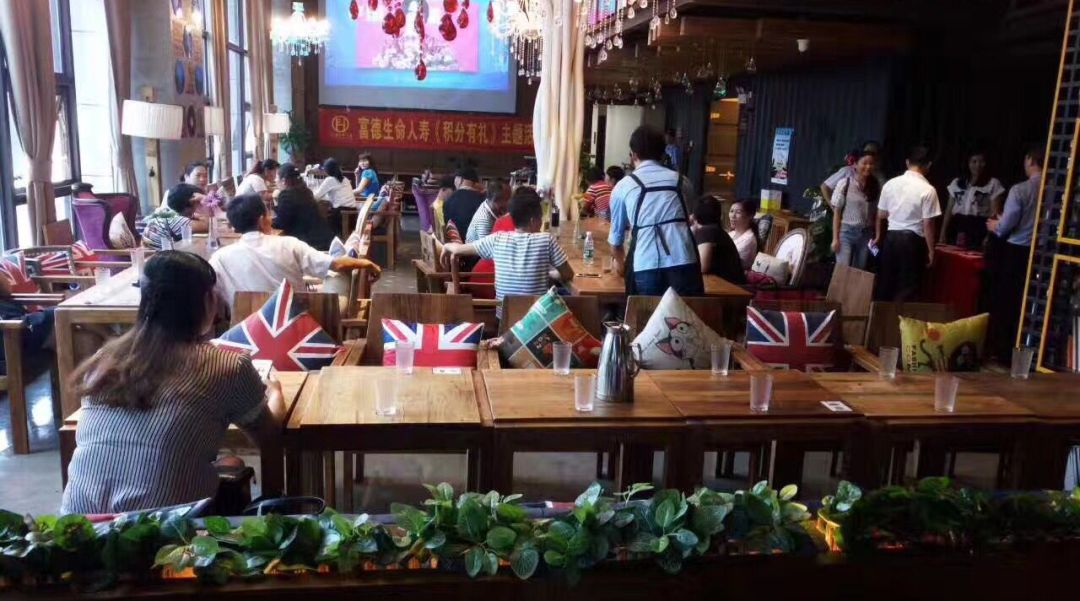 咖啡之翼经营模式,水漫咖啡经营模式