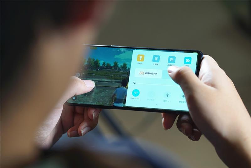 努比亚x的lcd是什么水准,努比亚最大屏手机