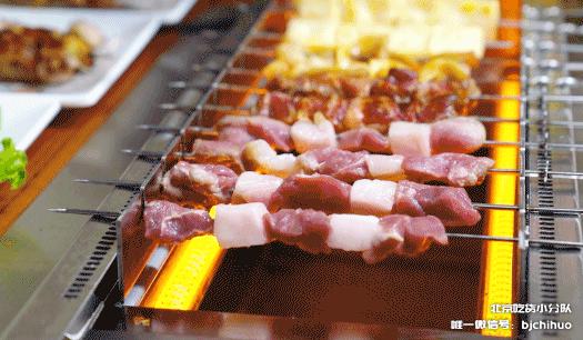 东北铁锅炖大缸烤串,东北大缸烤串视频