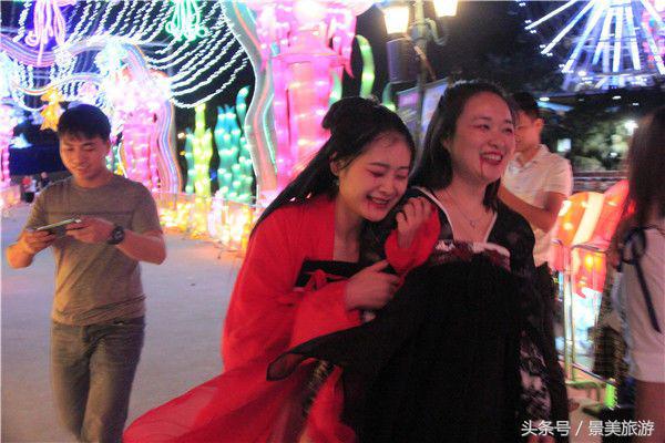 万圣节之夜女鬼,万圣节女鬼