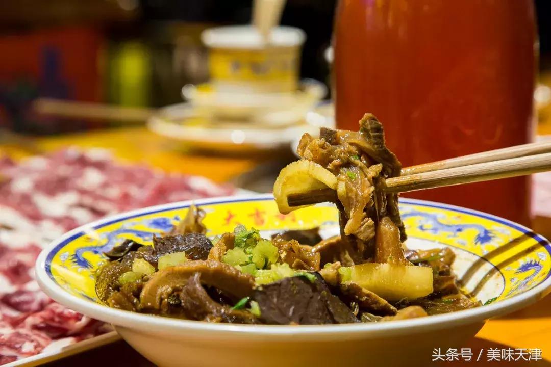 单日排队8万人的火锅,单日排队最多的火锅