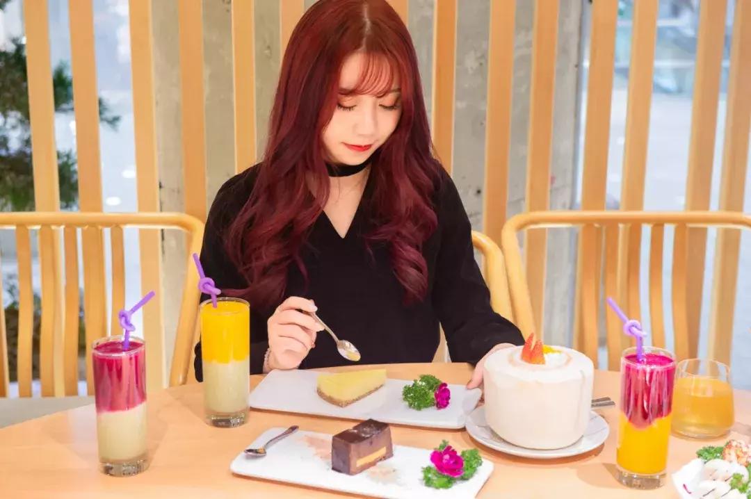 逆天！魔都这家“火锅界Cartier”按身高差打折，差的越多越便宜