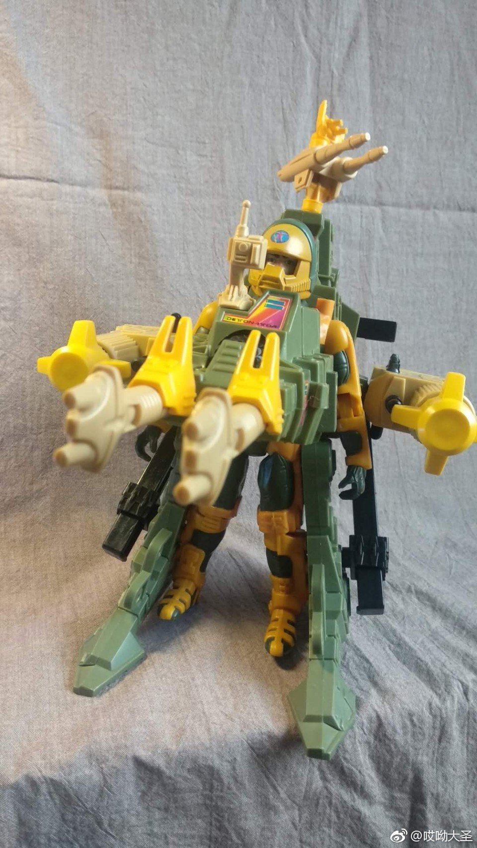 正义战士雷暴号模型,黄蜂雷暴号正义战士