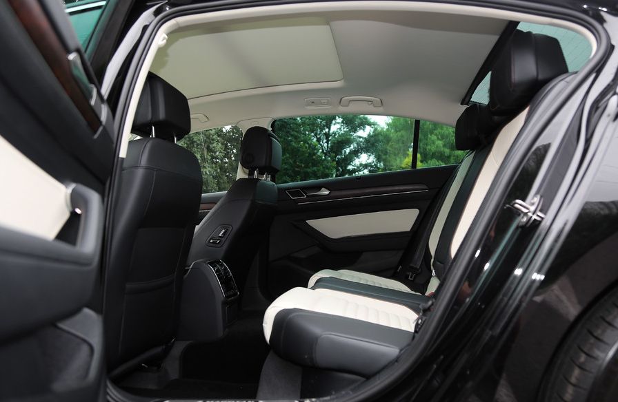 20几万本田哪款车值得买,丰田本田大众10万左右车推荐