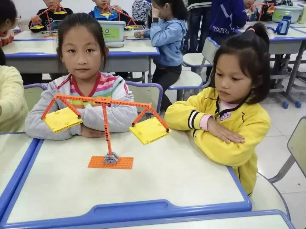 ai机器人课程小学,青少年ai机器人培训