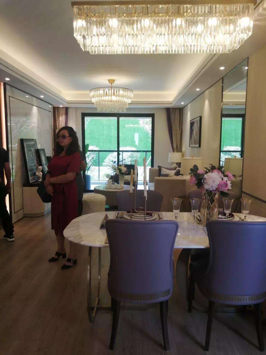 武汉地铁总价30万精装修房子,武汉地铁精装三房