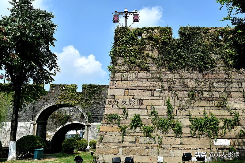 十大古城门,中国唯一保留完整的水陆古城门