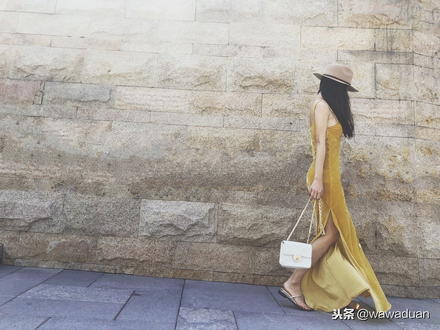 以貌取人的特征,以帽取人帽子怎么选