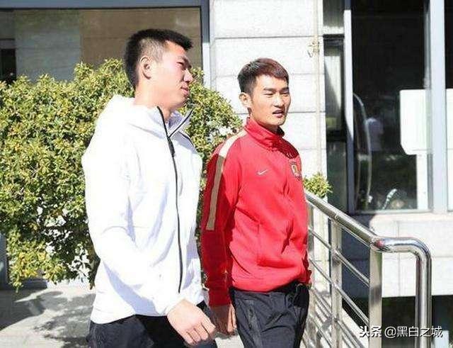 厉害！五十名国脚一个月不练球，反而成了中国足球的希望