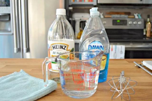 白墙脏了刷白最简单方式,白墙弄脏了怎么把它变白