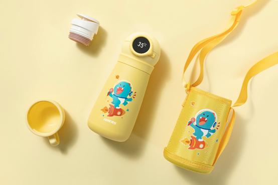 华为智选哈尔斯智能水杯,华为智选哈尔斯儿童智能水杯拆卸