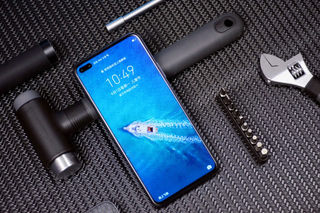 荣耀play4tpro新品麒麟810芯片,华为又一款麒麟9000新机现身