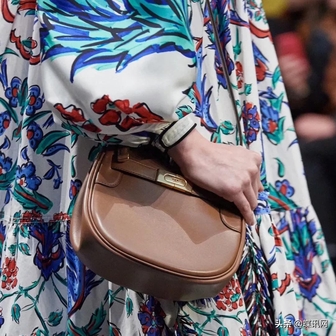 toryburch是真珍珠吗,toryburch算不算奢侈品牌