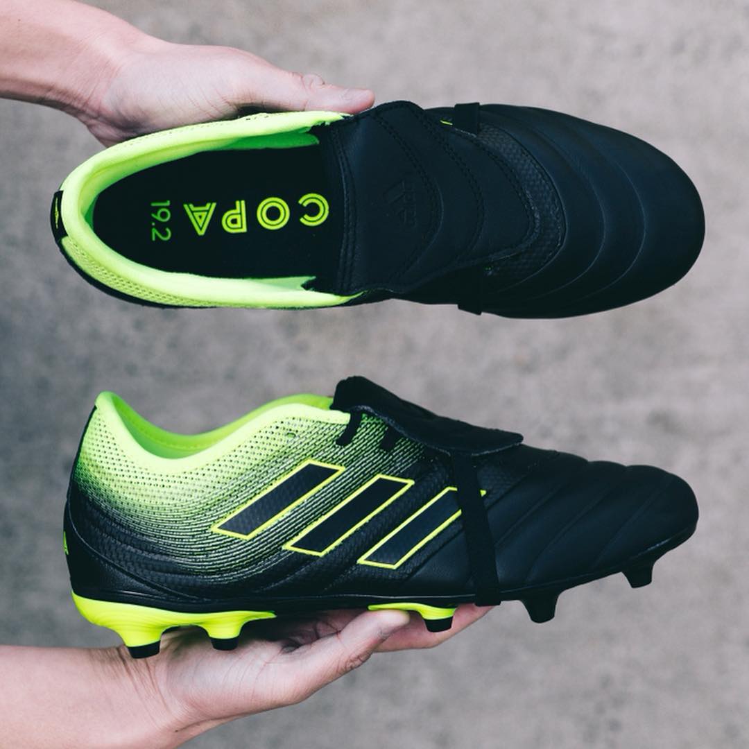 2020年enjoyz足球鞋评测,enjoyz耐克tf足球鞋