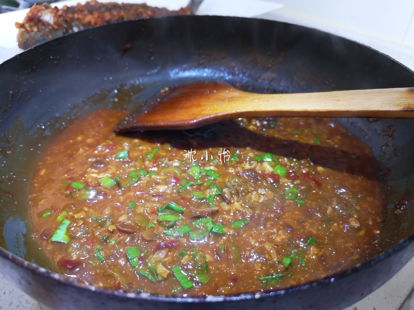 怎么煎鱼不粘锅不掉皮简单,煎鱼怎么煎不粘锅不掉皮窍门