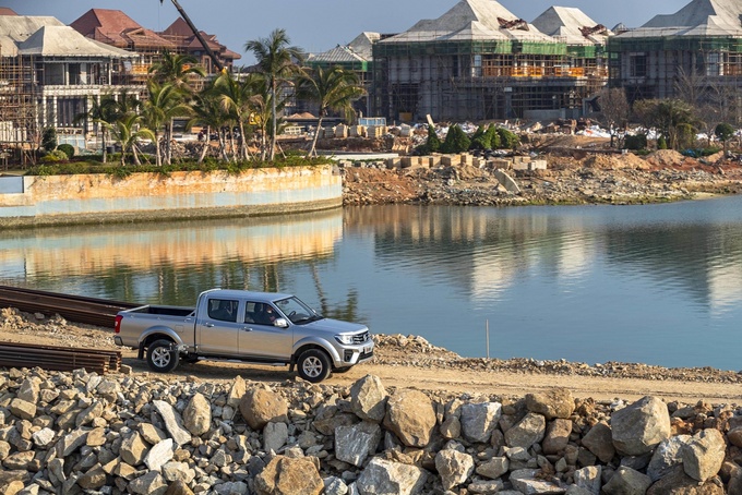 新锐骐两驱长厢创富版,创富皮卡新锐骐交车服务