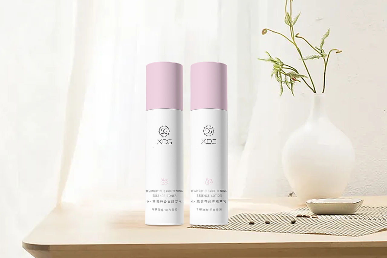 熊果苷美白淡斑水乳怎么样,熊果苷焕亮