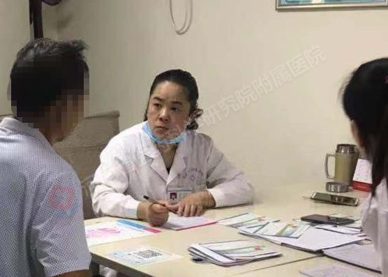 胃溃疡反流食管炎,反流性食管炎患者什么情况下复查