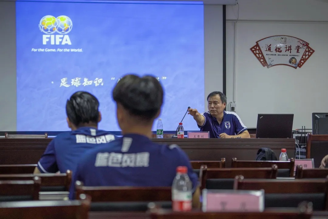 上海这个小镇是这样发展足球的