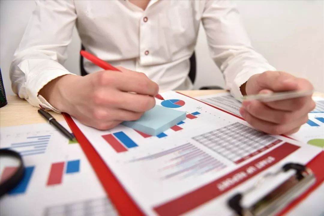 资金紧张借款申请,信用卡取现72小时到账