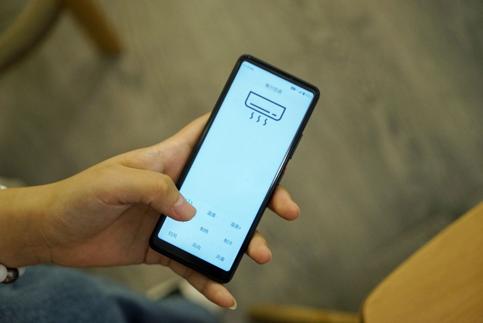 2代多亲ai助手,多亲ai助手2代升级全面屏