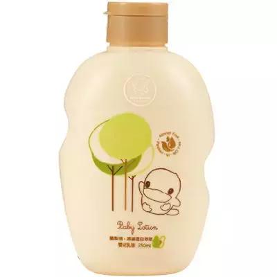 宝宝肌肤的保养知识,宝宝皮肤保养小技巧