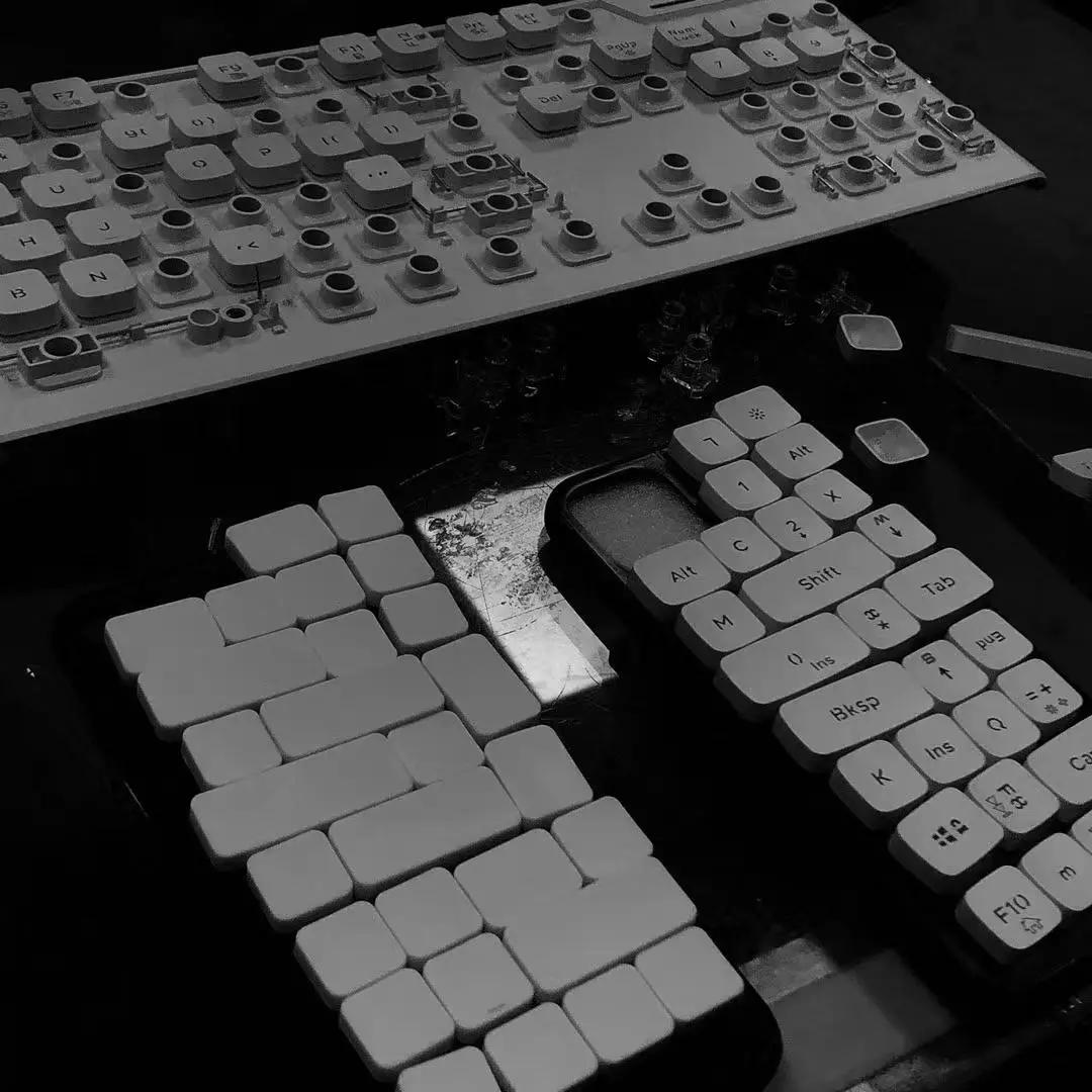 19岁少女赚400万,19岁大二女孩直播赚500万