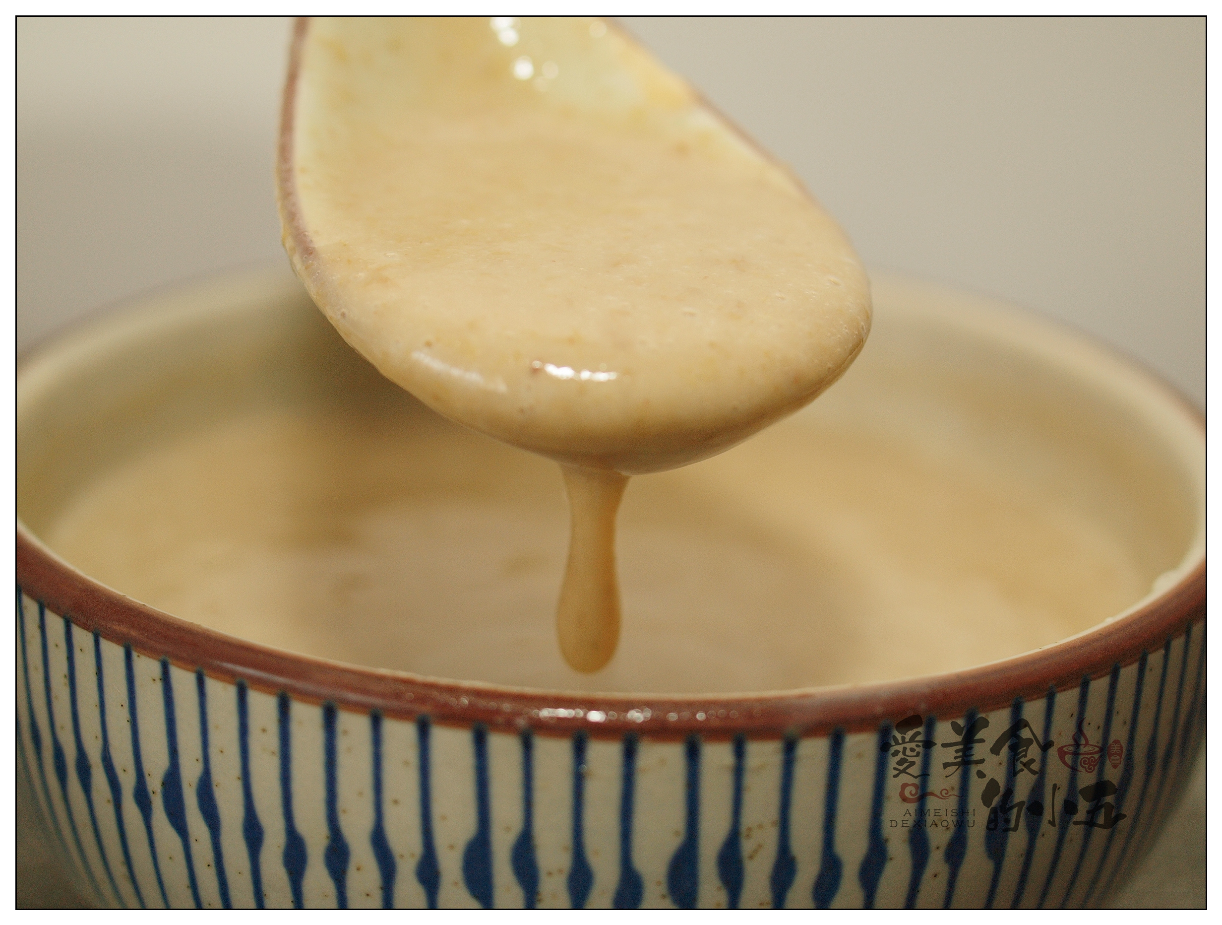 当绿豆遇到牛奶，就有了夏天的解暑神器，细滑清爽的绿豆沙牛奶