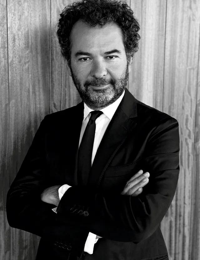 moncler羽绒服国外代言明星,moncler一件羽绒服可以穿几年