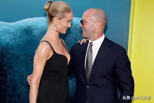 好莱坞美艳超模迎来二胎！与大20岁硬汉老公谱写神仙爱情