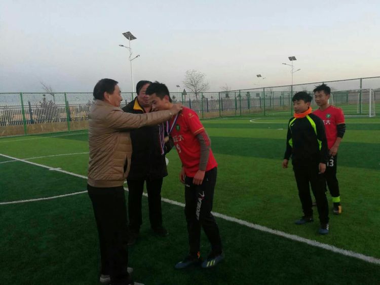 榆林正大中学足球比赛,祝贺足球联赛圆满成功