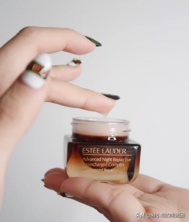 眼睛干涩有黑眼圈要用什么眼霜,眼睛干涩疲劳看电脑用什么眼药水