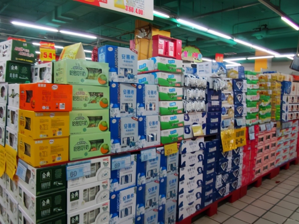 中国食品饮料100强企业：蒙牛第4，五粮液第8，老干妈第64