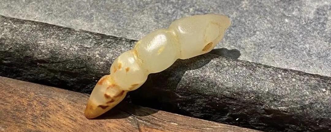 有沁色的假玉是怎样做的,假玉也可以盘出来沁色的吗