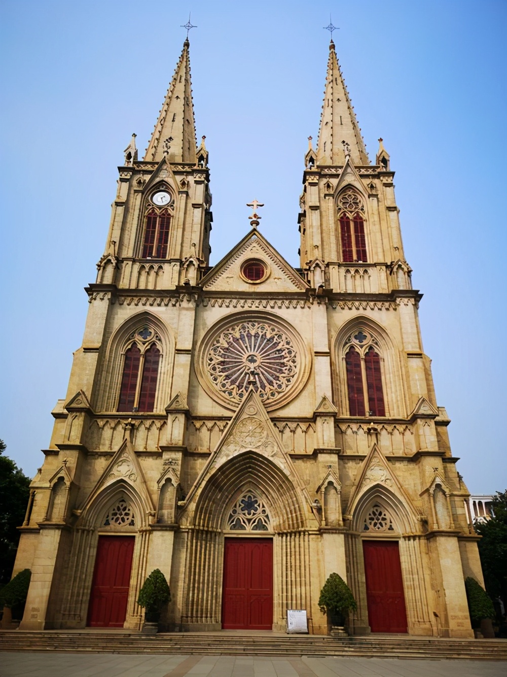 广东四会奇石河生态温泉景区,广东肇庆七星岩景区旅游攻略