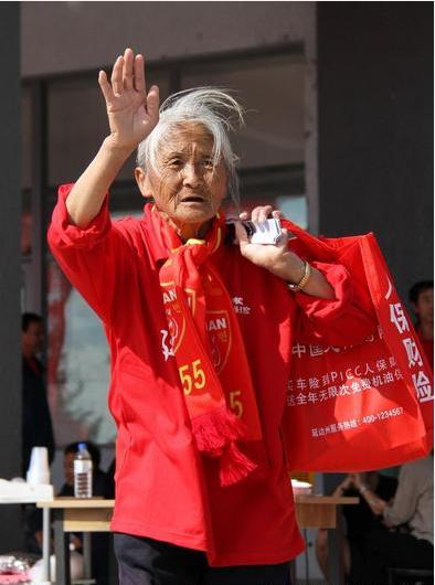 延边足球不惧倒下重头再来,延边队的西瓜奶奶