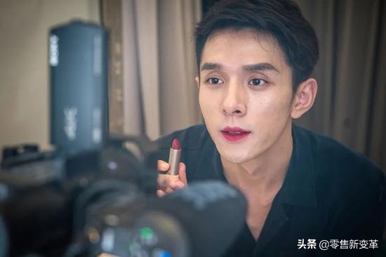 半个互联网,为什么互联网直播都带货