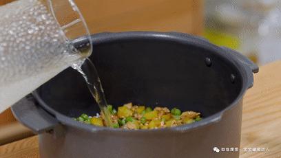 一日三餐电饭煲做法,一个电饭煲就能烧出来的美食