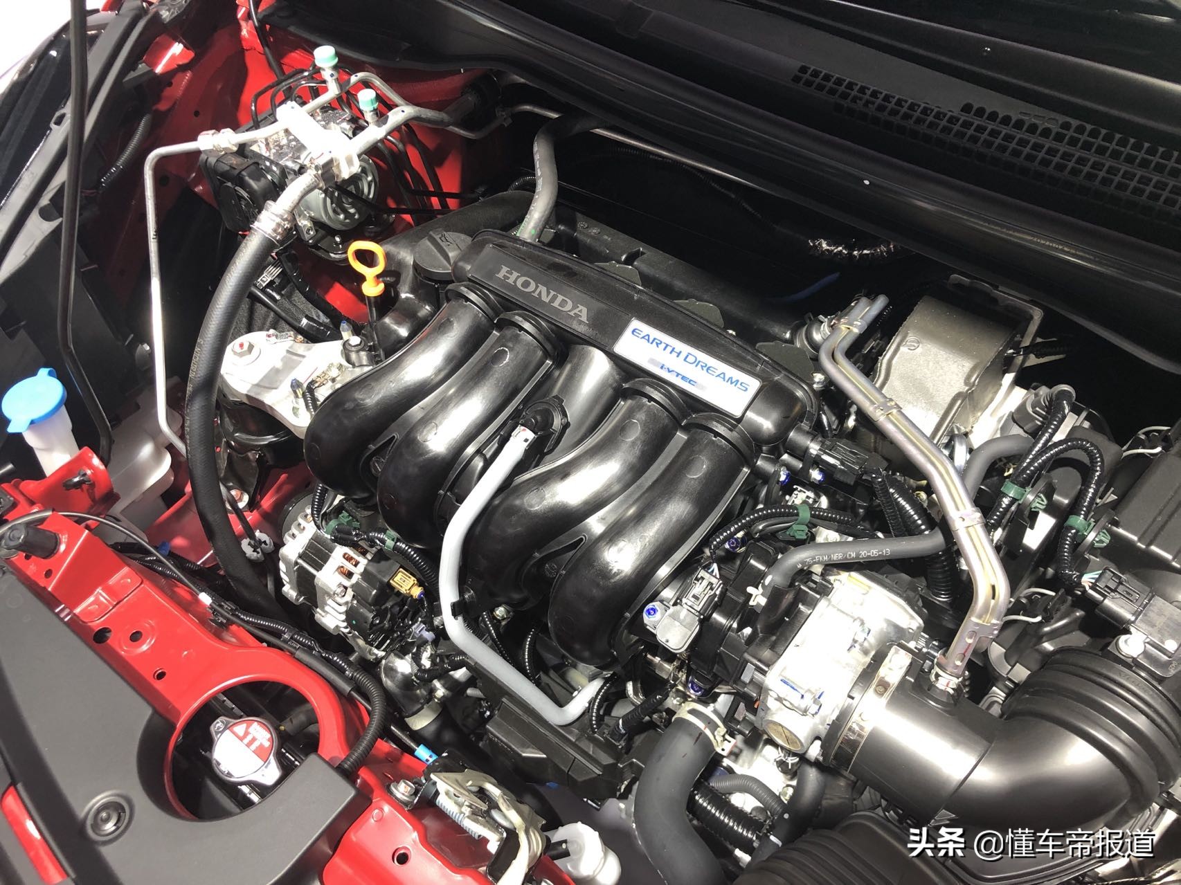 新车|增加跨界车身套件，实拍全新飞度潮越MaxCROSSTAR