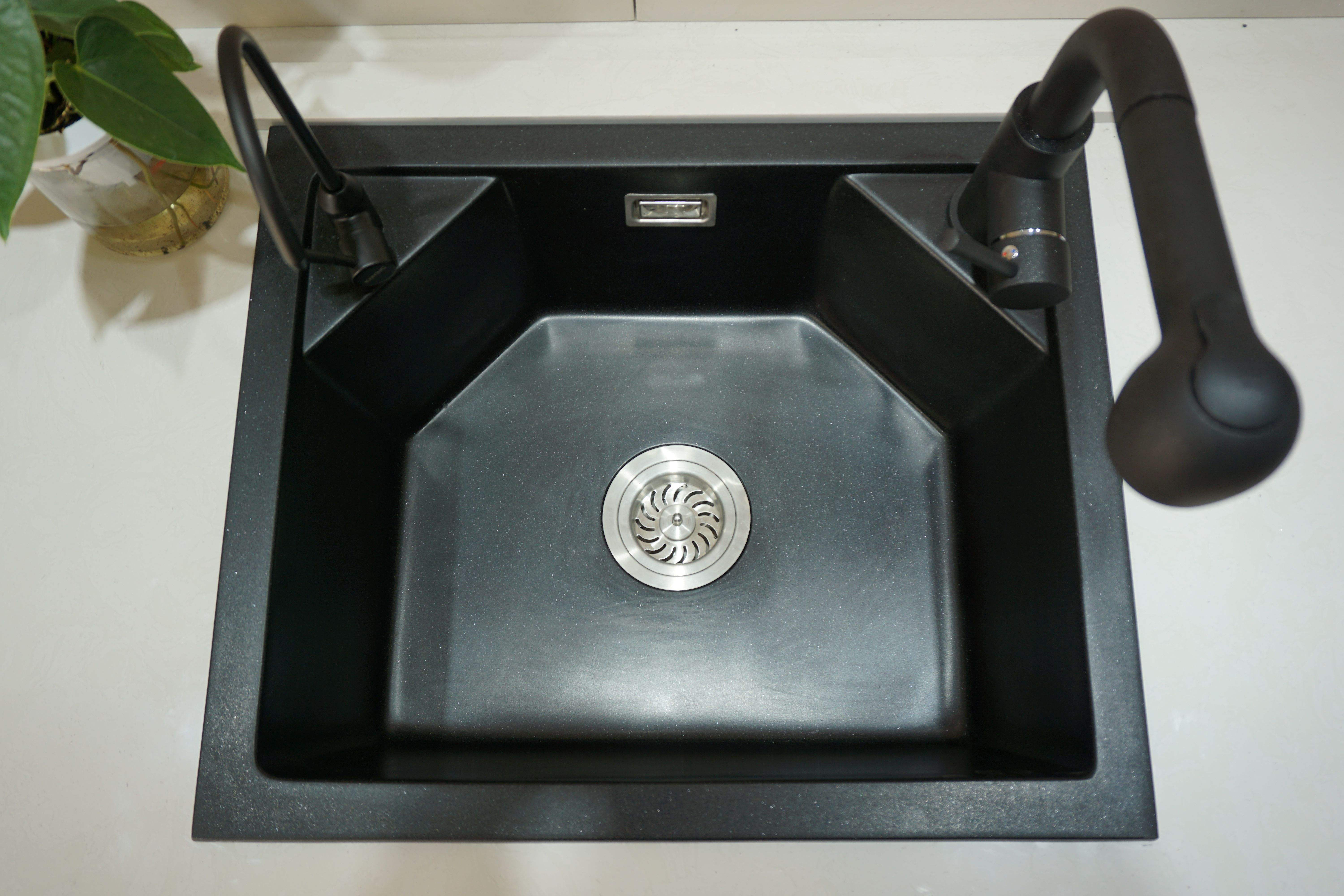 厨房水槽怎么选更容易清洁,厨房水槽怎么选比较好