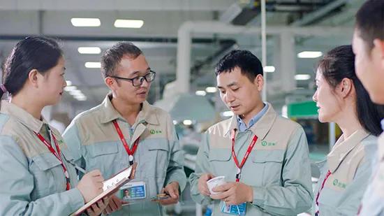 用实力点亮健康生活,宜美照明彰显民族品质