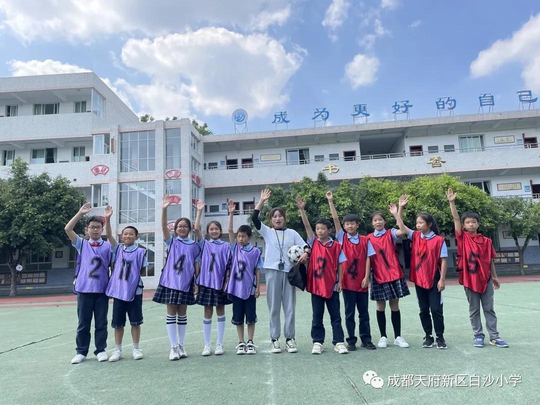 足球联赛暨校园足球,足球转动梦想