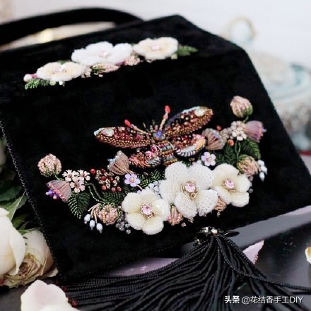 珠绣刺绣图案,像十字绣一样的珠绣