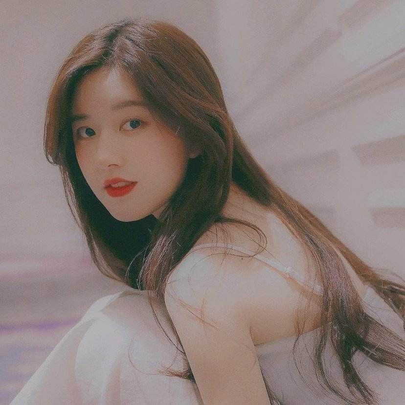 三千鸦杀蒋依依和赵露思,三千鸦杀蒋依依红衣造型