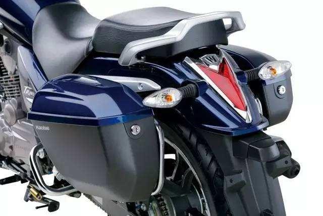 太子车迷福音,这款TR150售价不到一万元,油耗更低至1.75L