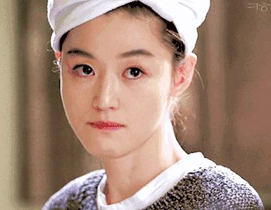 化妆前是不是要隔离,化妆前到底要不要涂隔离防晒