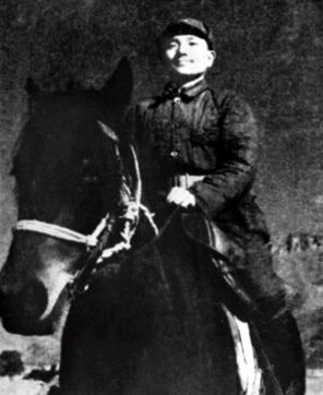 *小平邓**为何78年不回老家?逝世7年后,弟弟邓垦:为革命不回家