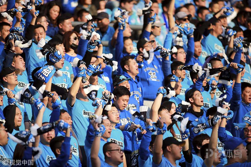 大连足球引援最新消息,大连万达新赛季引援